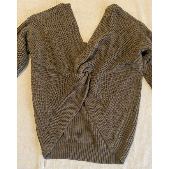Love Tree Twist Knot Sweater Womens Medium M Brown Knit V Neck Pullover Sweater - Picture 3 of 12